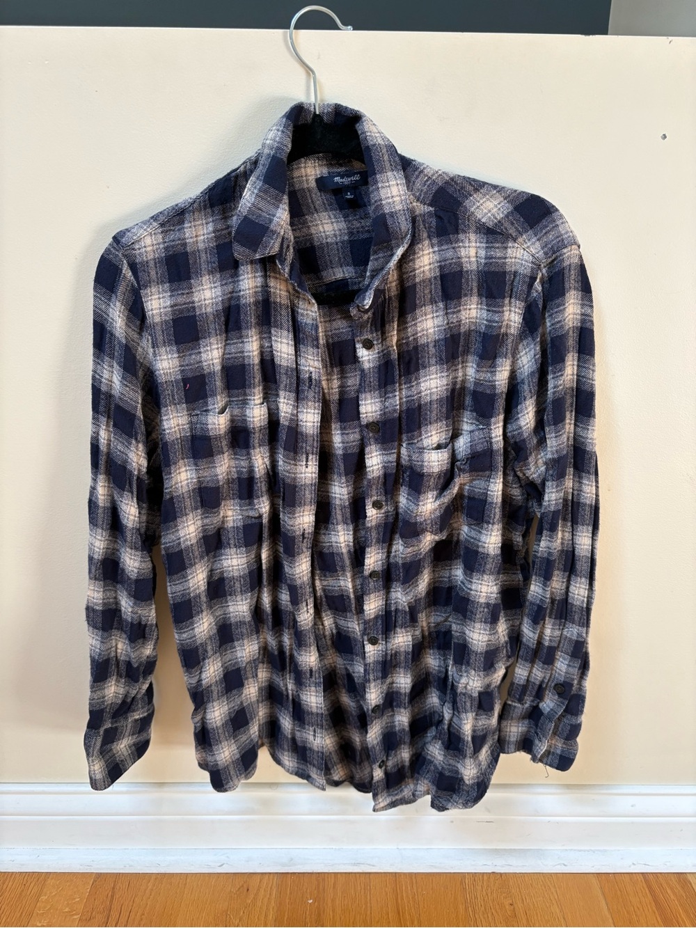 Madewell Women’s Navy and White Plaid Button-Down Flannel